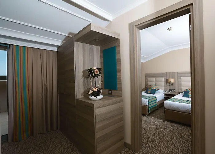 Hotel Insula &