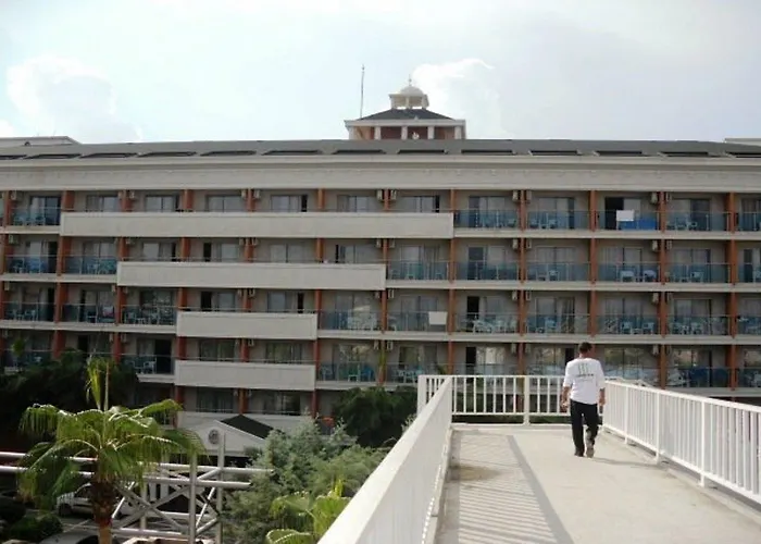 Insula & Hotel