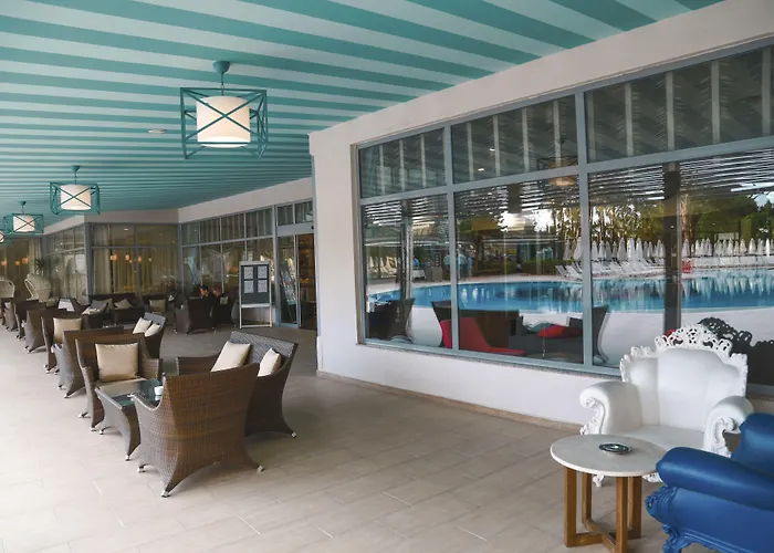 Insula & Hotell