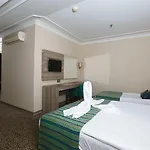 Hotel Insula & 5*